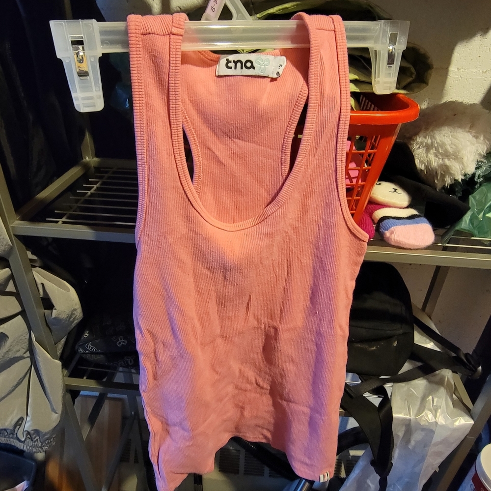 (Free over $30) Aritzia, tna | racer tank.